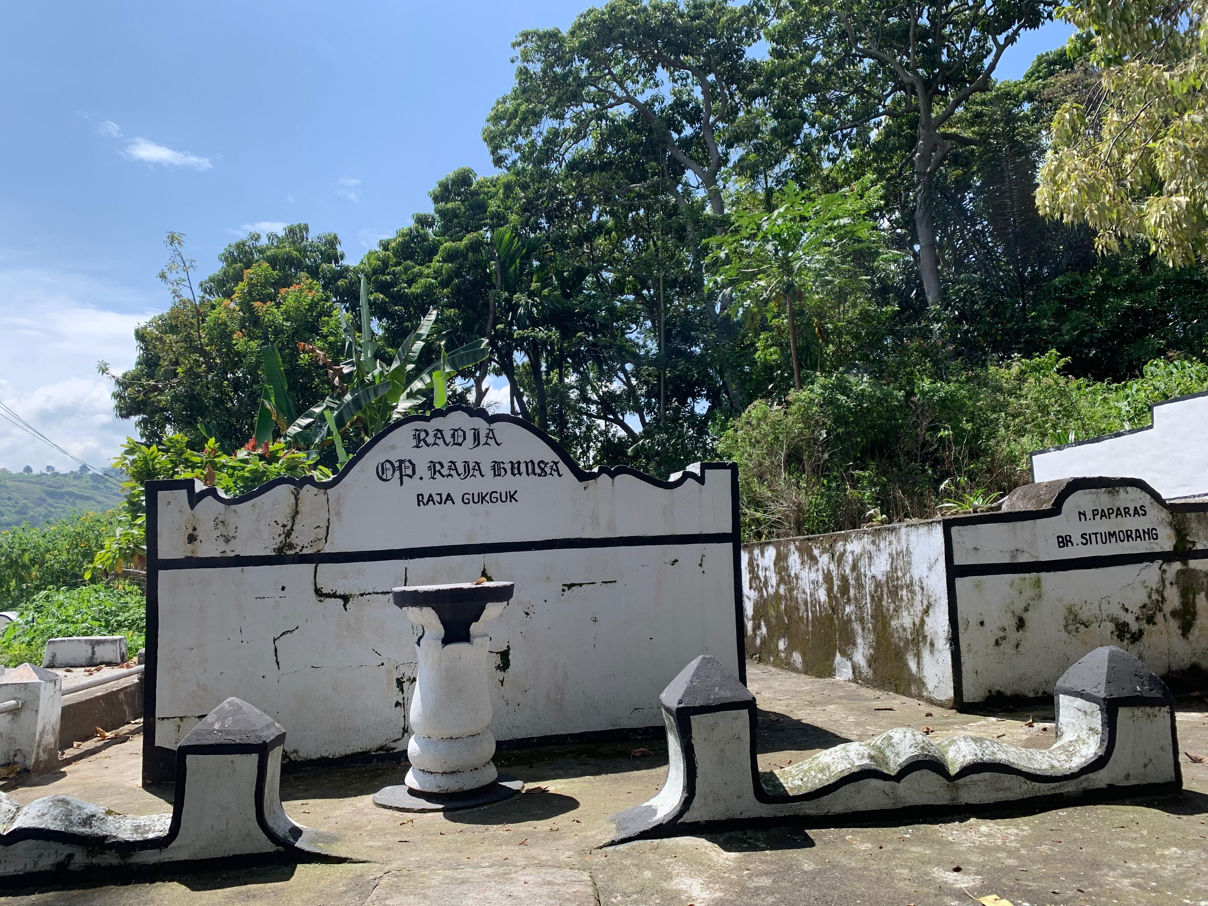 Makam Batu/Sarkofagus